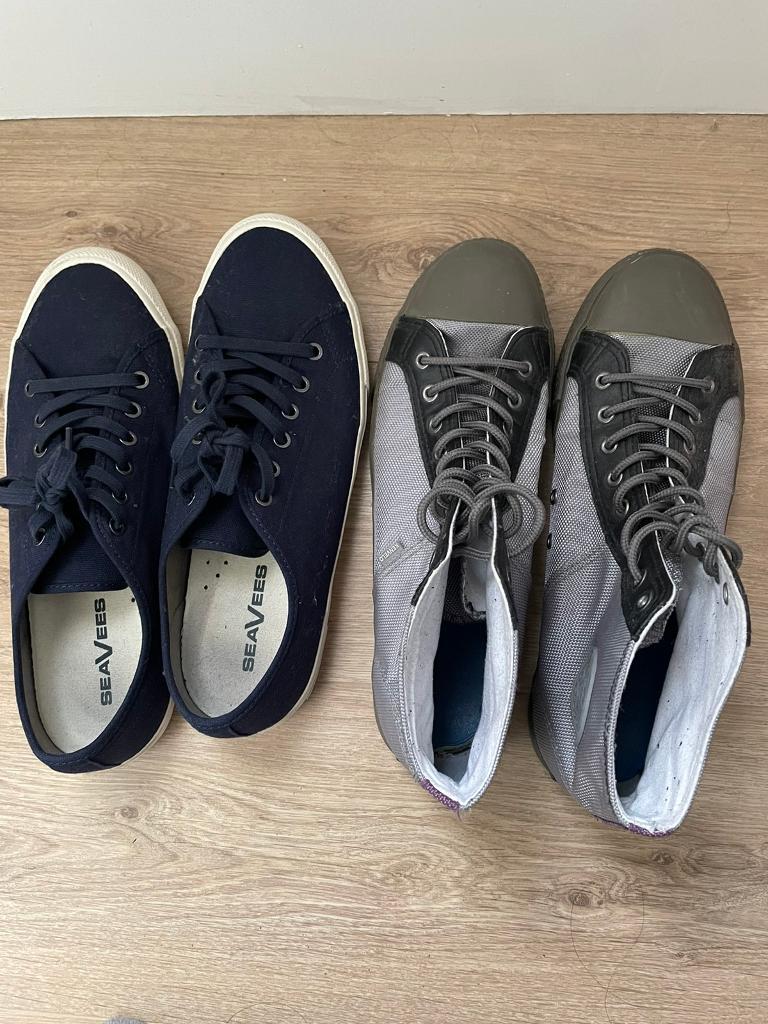 Mens size 9 Canvas shoes | in Clapham 